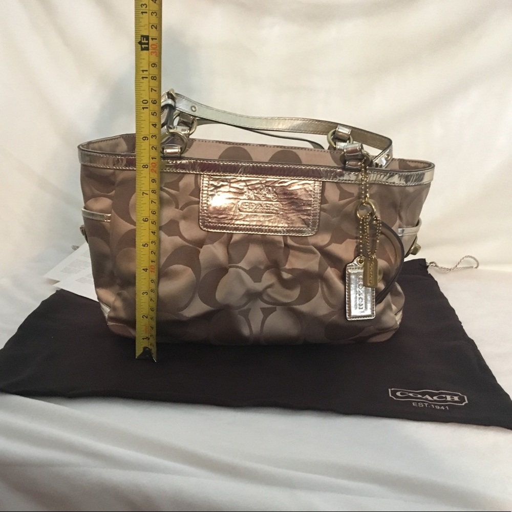 Authentic Coach Signature Collection Tote - Picture 6 of 8